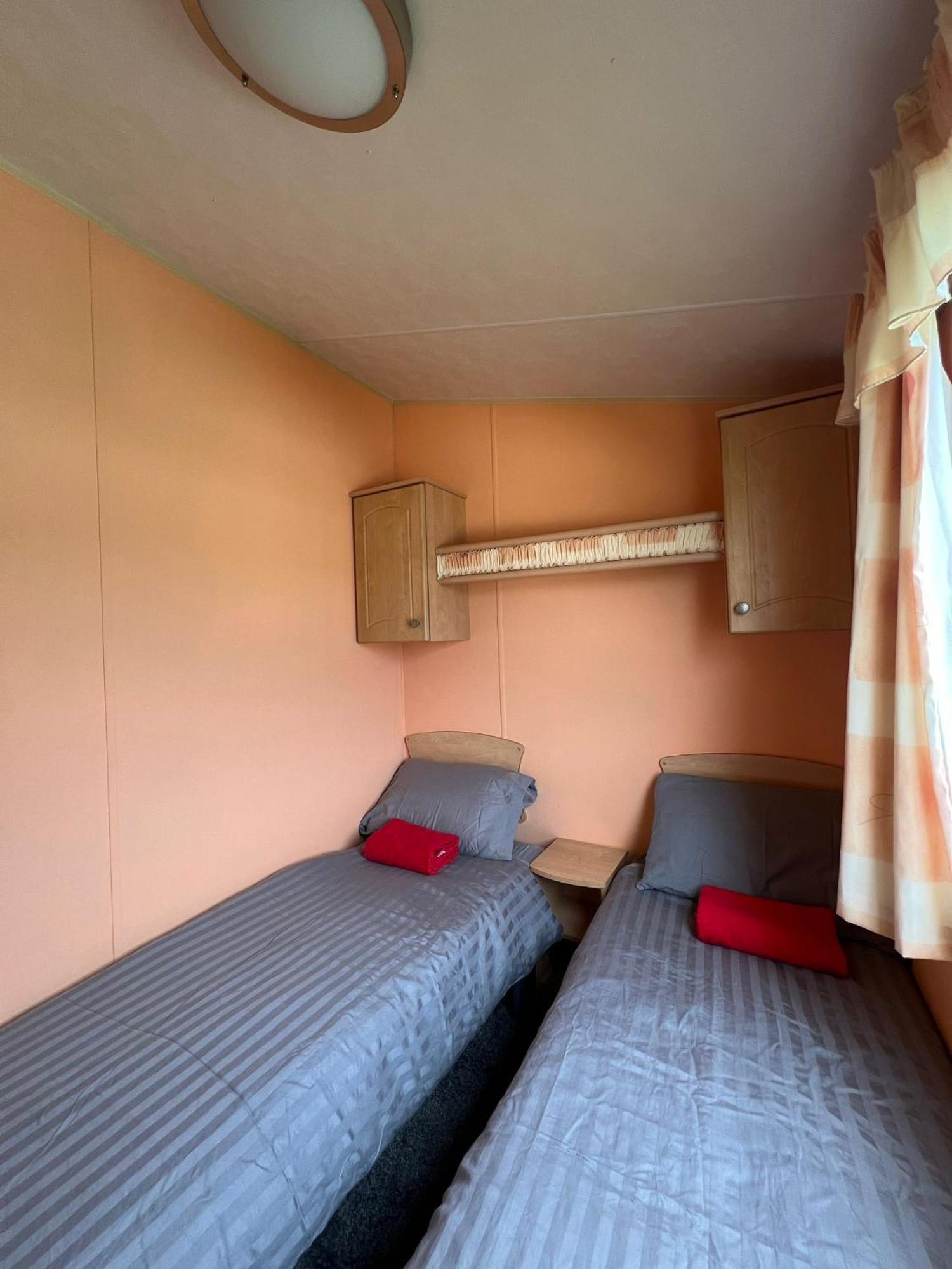 Light And Airy 2 Bedroom Mobile Home Aberystwyth Dış mekan fotoğraf