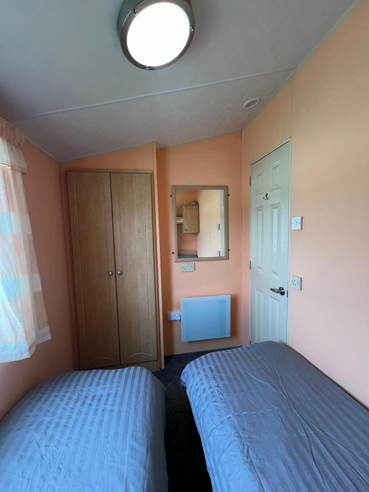 Light And Airy 2 Bedroom Mobile Home Aberystwyth Dış mekan fotoğraf